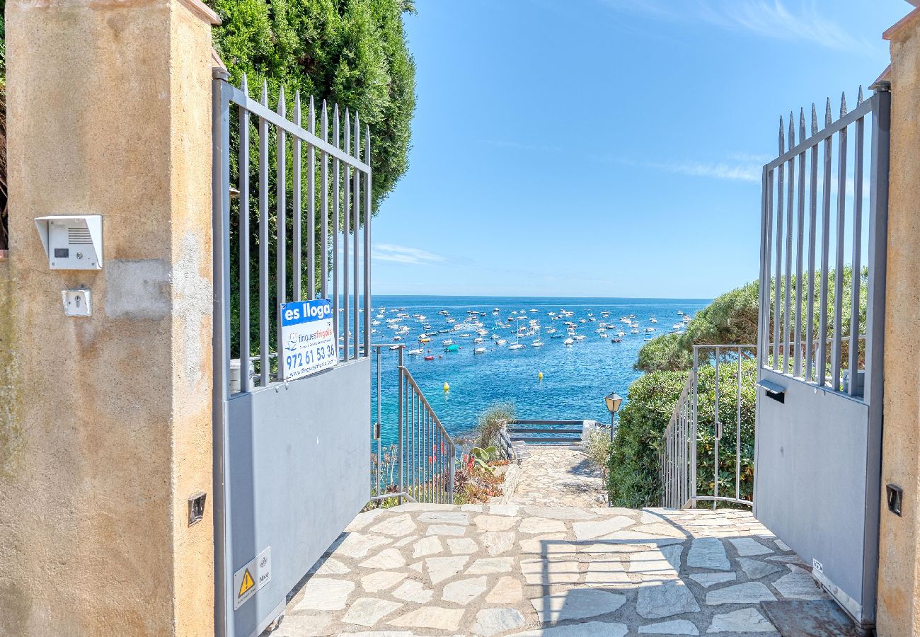 Huis in Calella de Palafrugell - 5 - B- S. Tropez