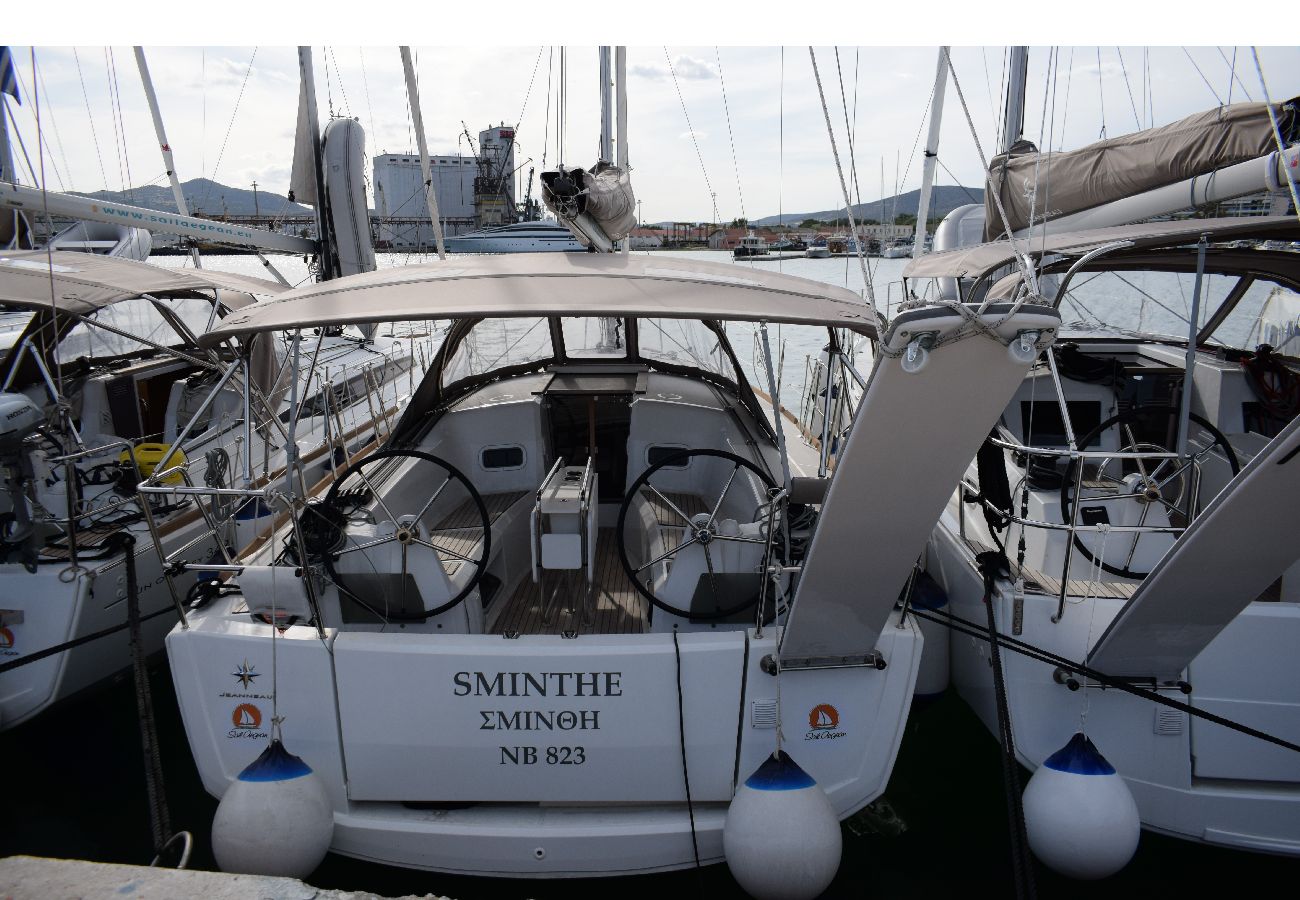 보트 안에 Marmaris - Catamarán | año 2025 | 14.93 M