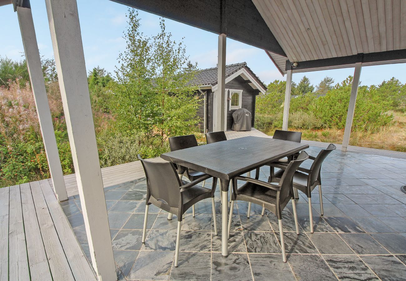 Dom w Ålbæk - 10-1516