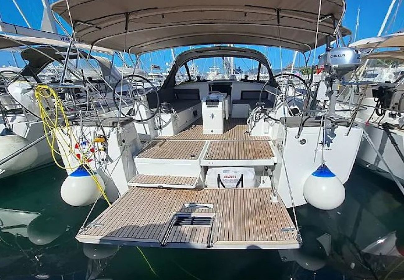 łódź w Ibiza / Eivissa - Catamarán | año 2019 | 12.7 M