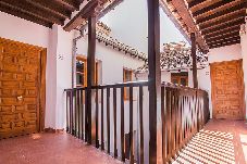 Apartment in Granada - 2068. Granada Nahira Suites 3000 Apt3/5-2D