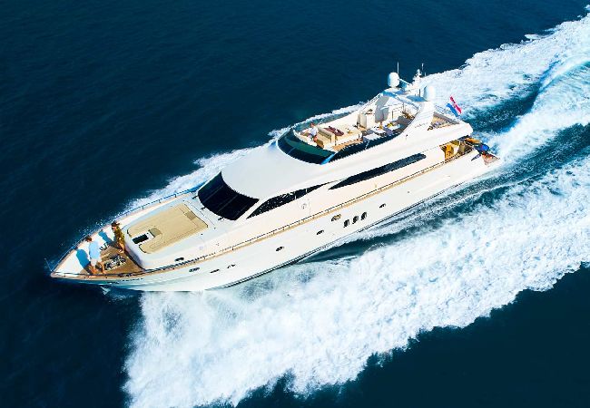 Boat in Lattes - Yate | año 2002 | 12.6 M