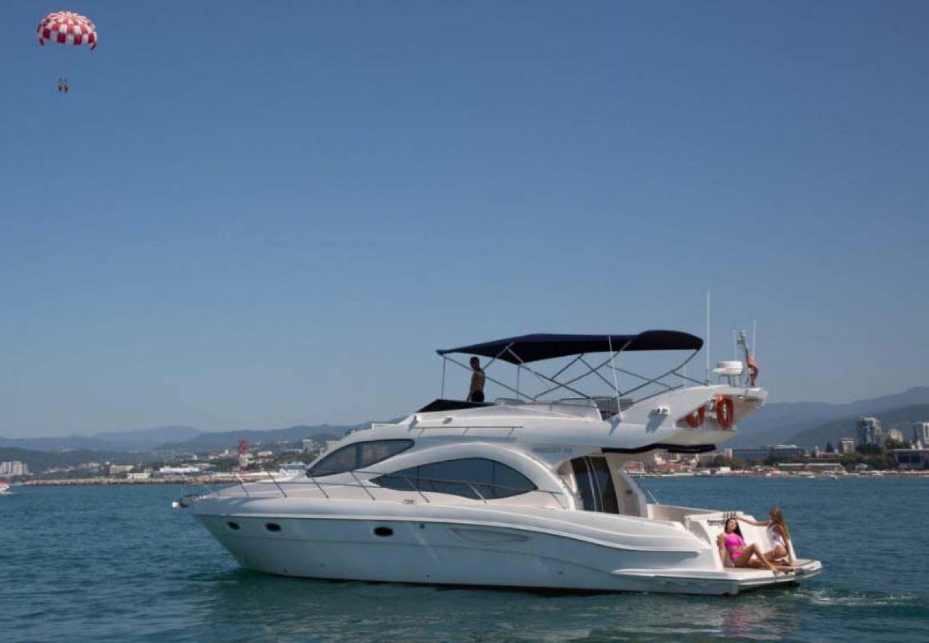 Boat in Athens - Goleta | año 1979 | 24.8 M