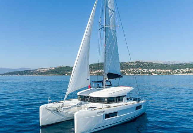 Boat in Primošten - Catamarán | año 2020 | 11.74 M
